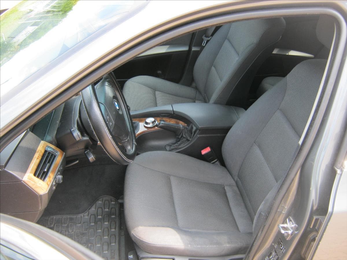 2005 BMW 5-SERIES - 14
