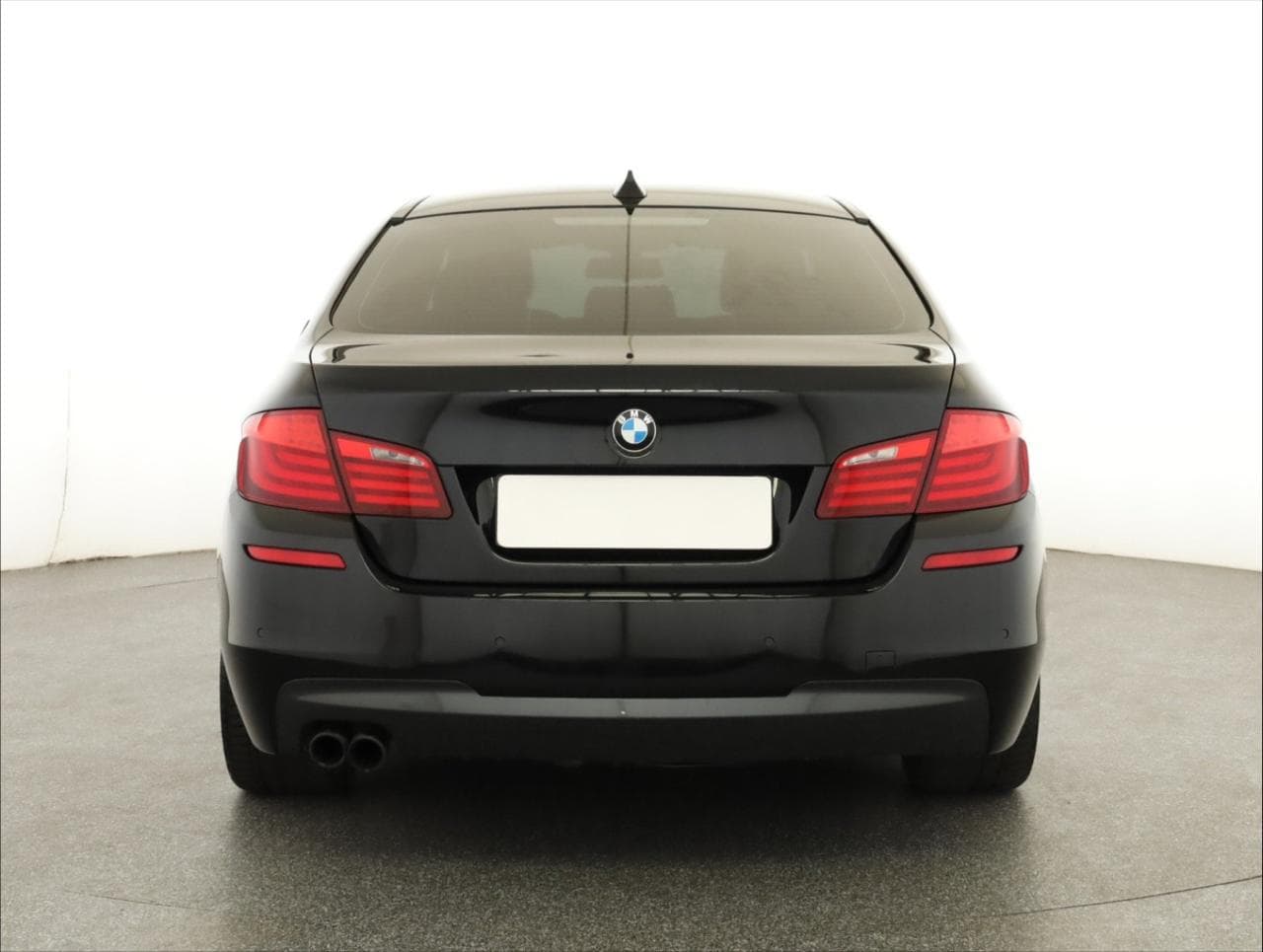 2010 BMW 5-SERIES - 6