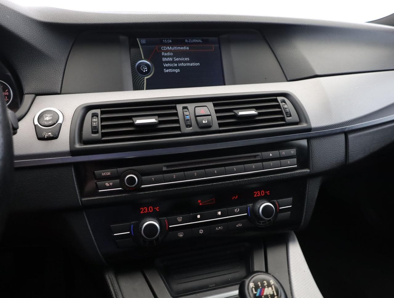2010 BMW 5-SERIES - 16