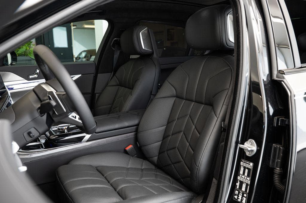 BMW 7-SERIES - 9