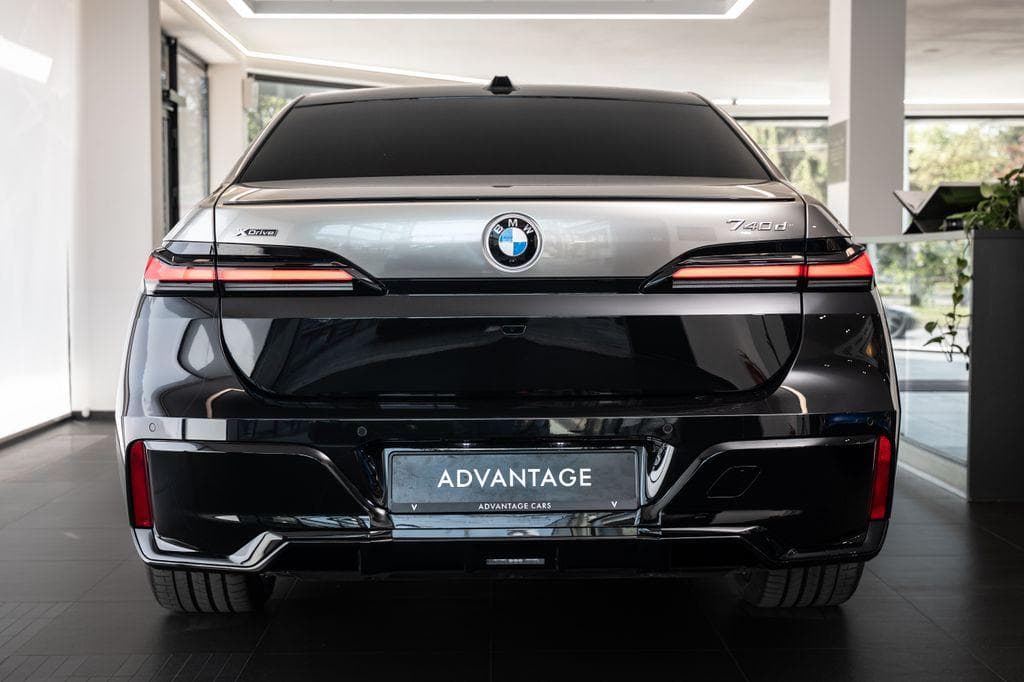 BMW 7-SERIES - 3
