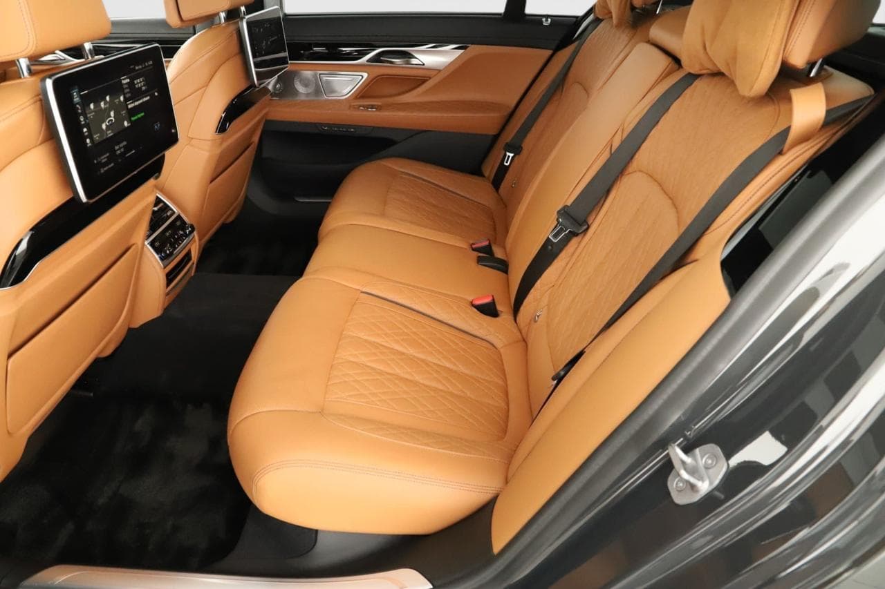 2019 BMW 7-SERIES - 12