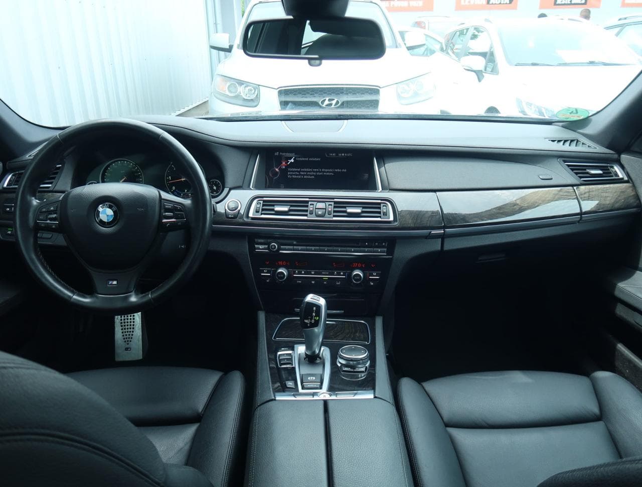2015 BMW 7-SERIES - 18