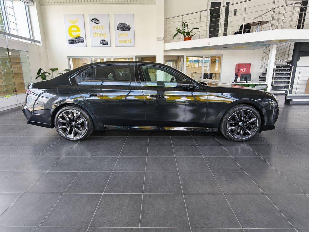 2022 BMW 7-SERIES - 4