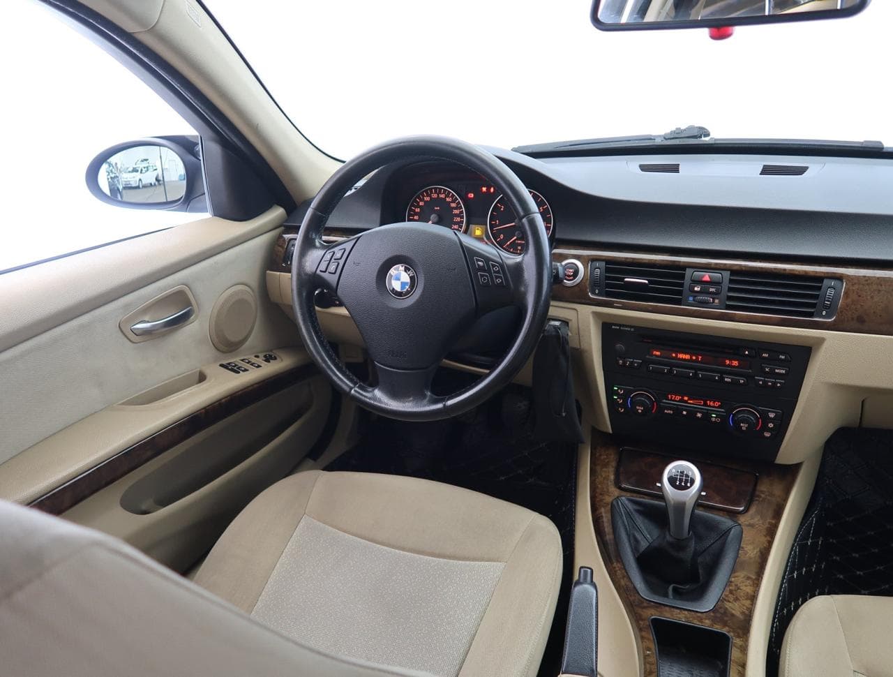 2005 BMW 3-SERIES - 9