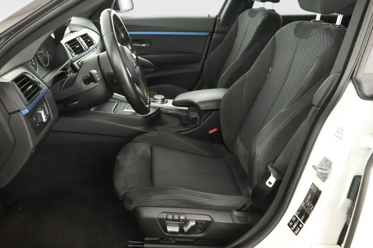 2015 BMW 3-SERIES - 12