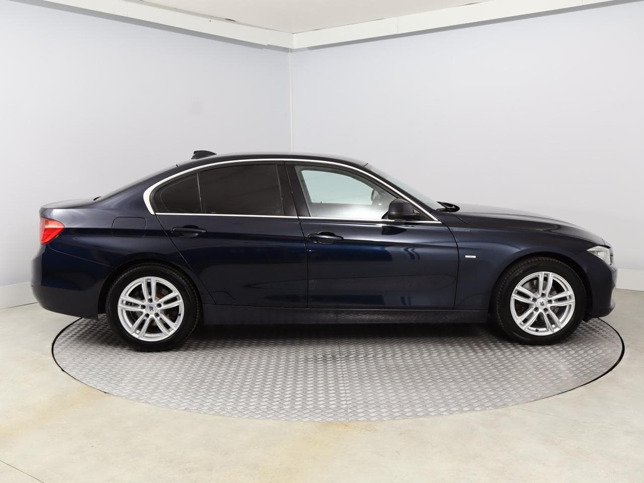 2014 BMW 3-SERIES - 8