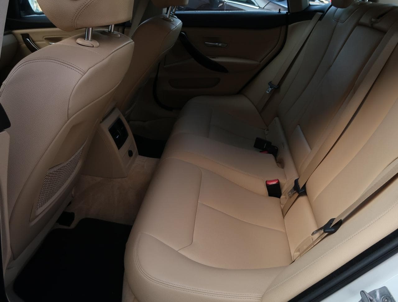 2015 BMW 4-SERIES - 15
