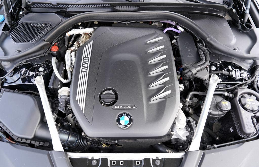 2021 BMW 5-SERIES - 10