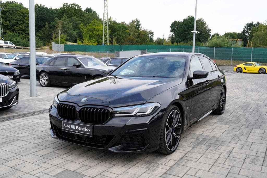 2021 BMW 5-SERIES - 2
