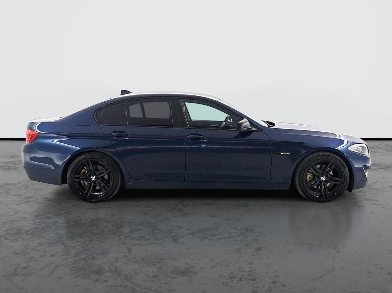 2012 BMW 5-SERIES - 8