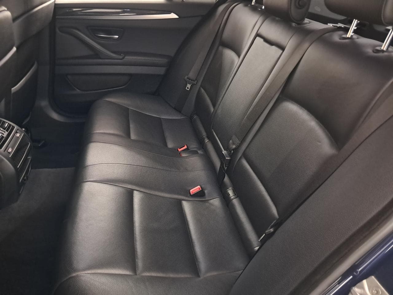 2012 BMW 5-SERIES - 15