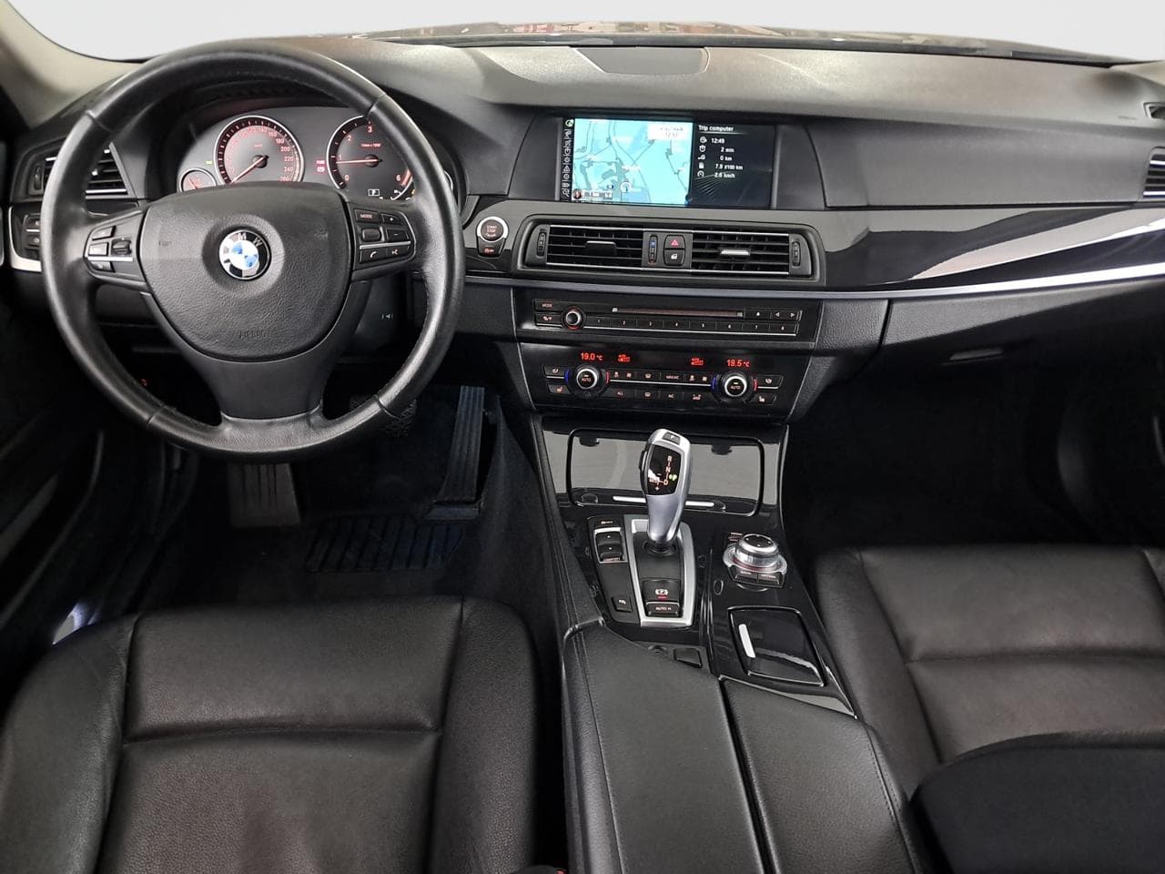 2012 BMW 5-SERIES - 10