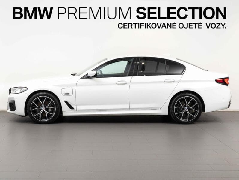 2023 BMW 5-SERIES - 2