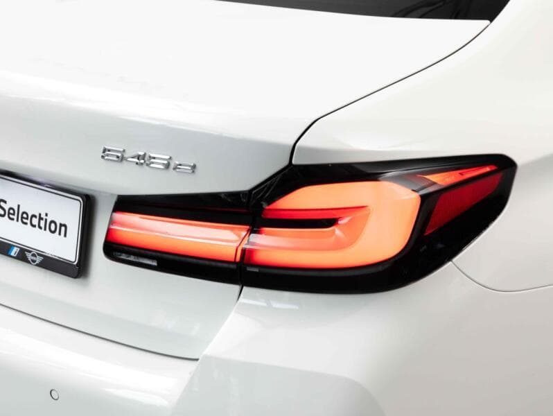 2023 BMW 5-SERIES - 10