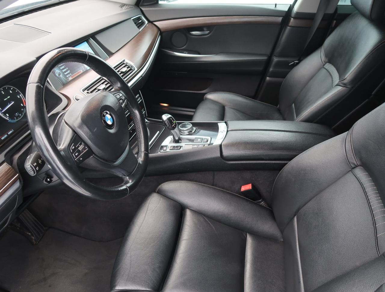2013 BMW 5-SERIES - 16