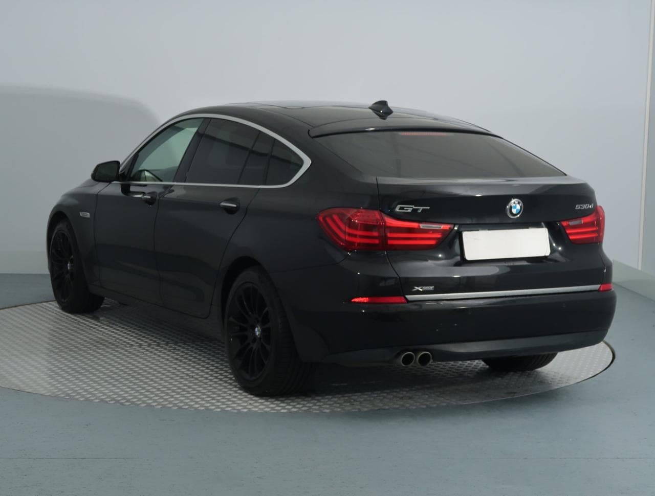 2013 BMW 5-SERIES - 5