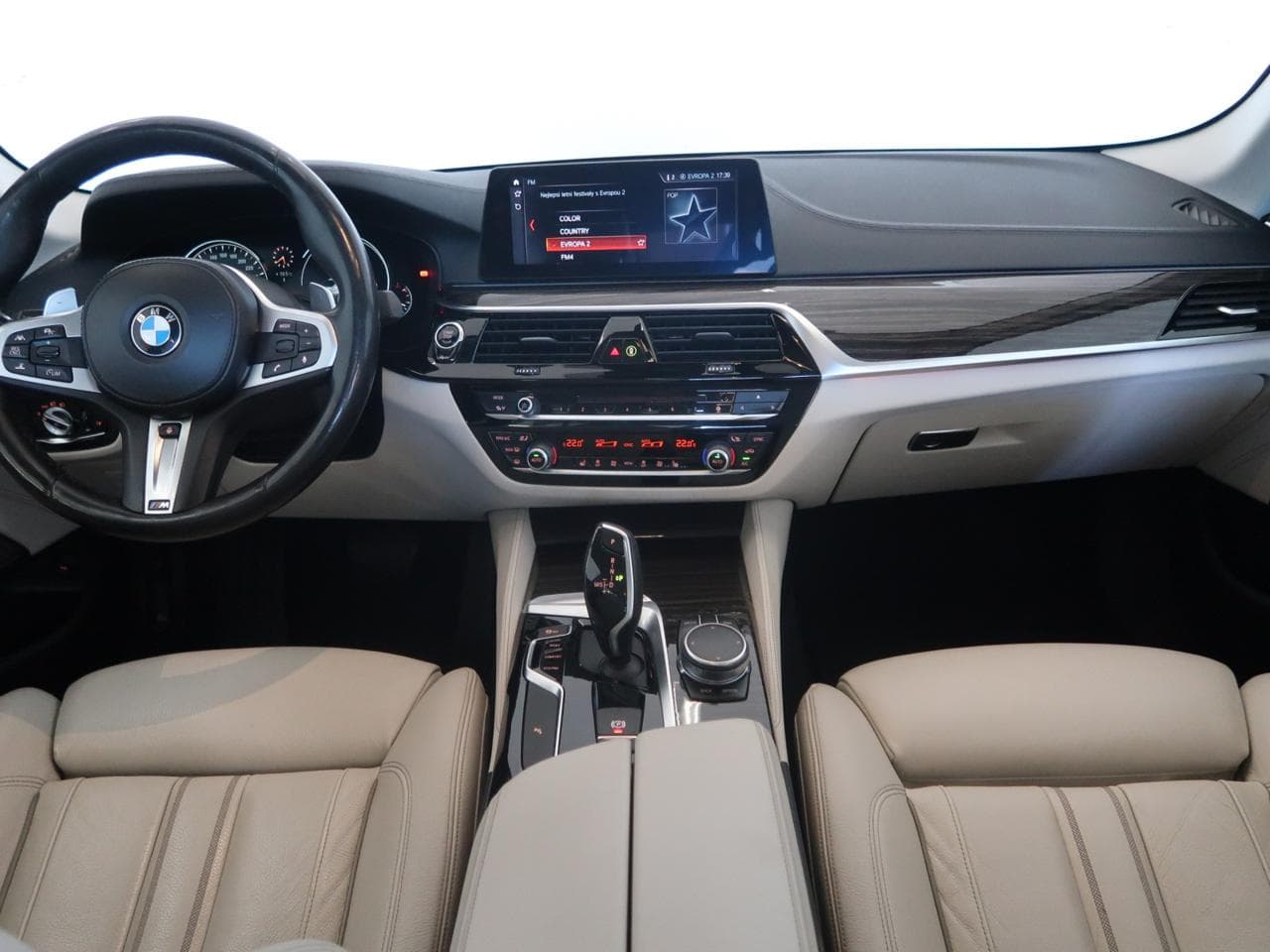 2017 BMW 5-SERIES - 10