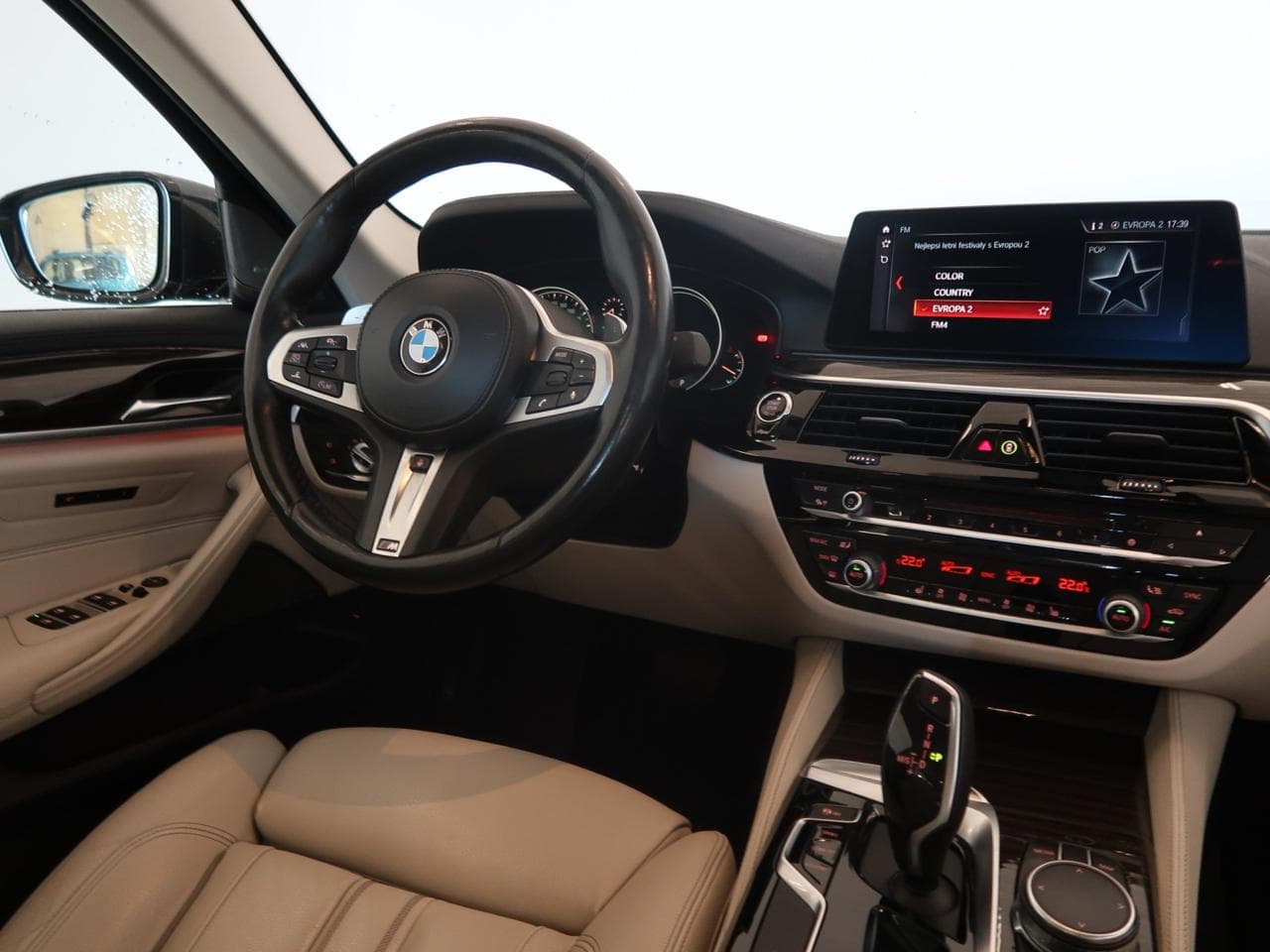 2017 BMW 5-SERIES - 9