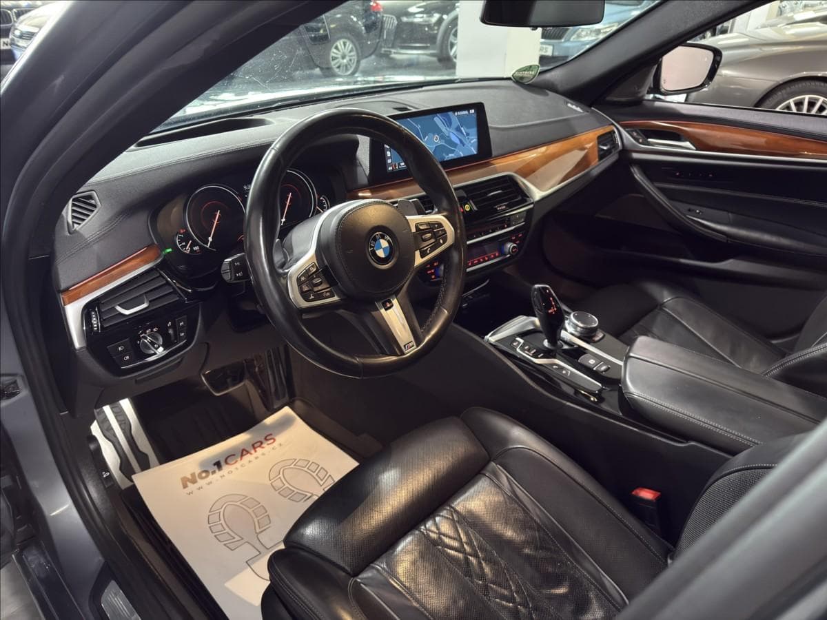 2018 BMW 5-SERIES - 10