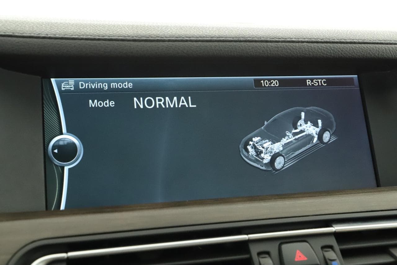 2010 BMW 7-SERIES - 17