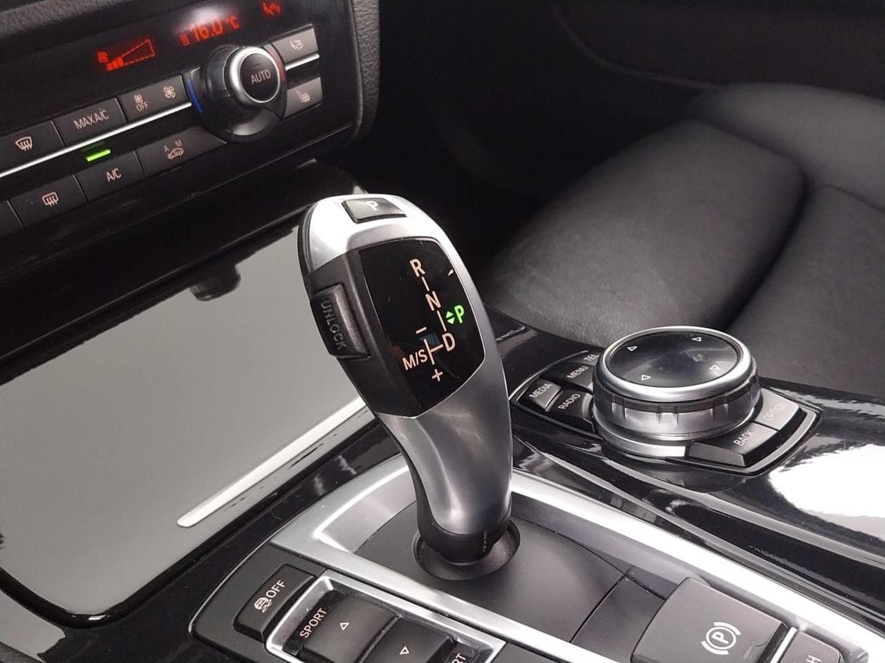 2014 BMW 5-SERIES - 19
