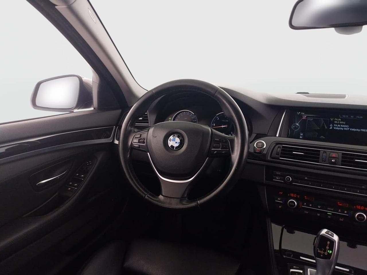 2014 BMW 5-SERIES - 9