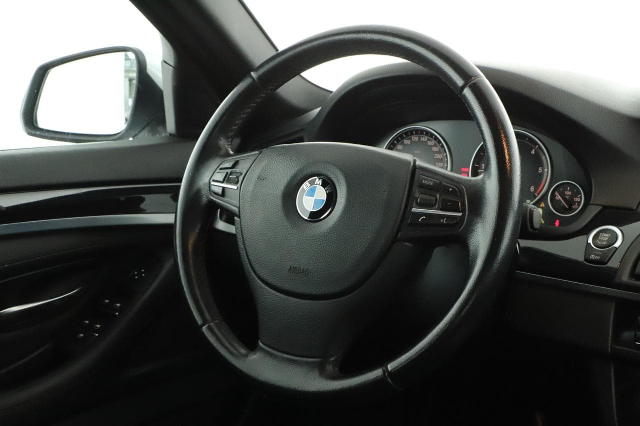 2014 BMW 5-SERIES - 14