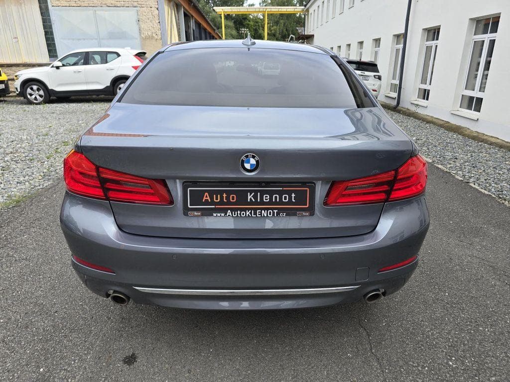 2018 BMW 5-SERIES - 6