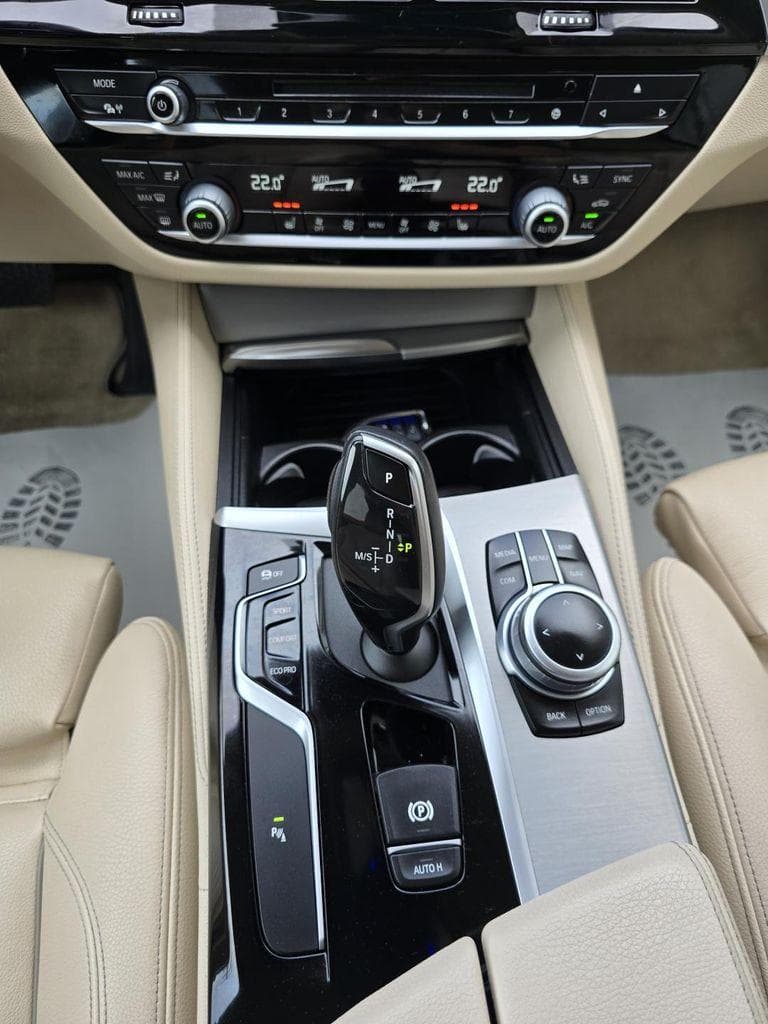 2018 BMW 5-SERIES - 13