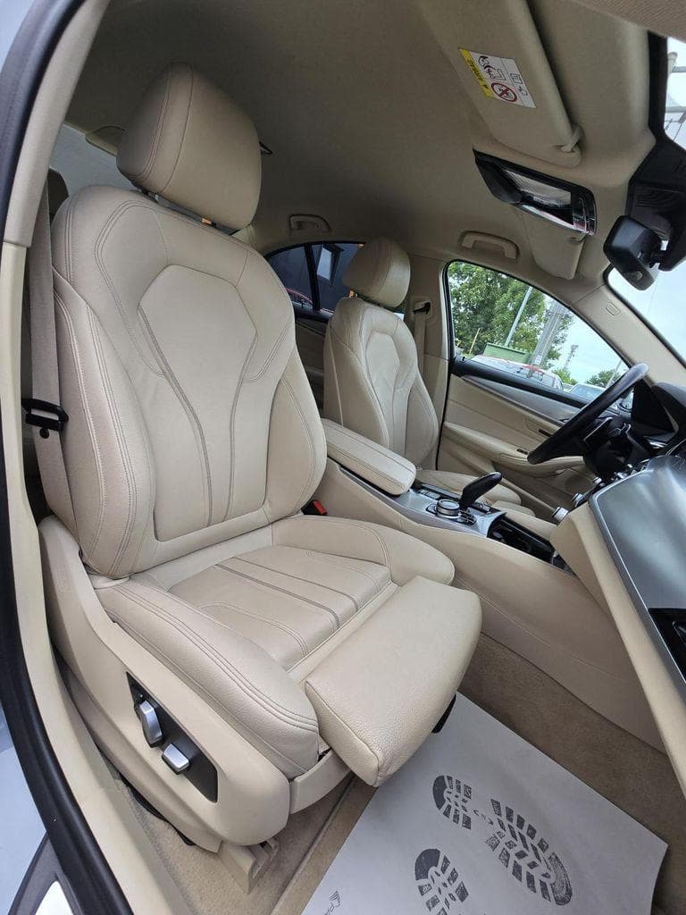 2018 BMW 5-SERIES - 9