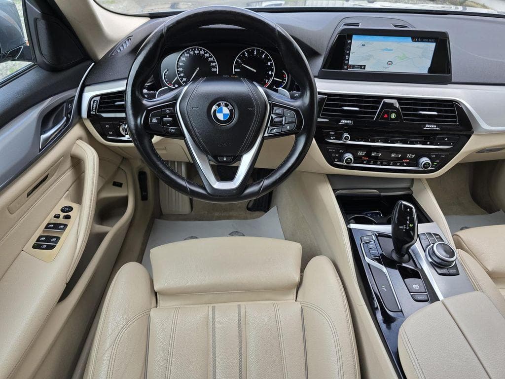 2018 BMW 5-SERIES - 8