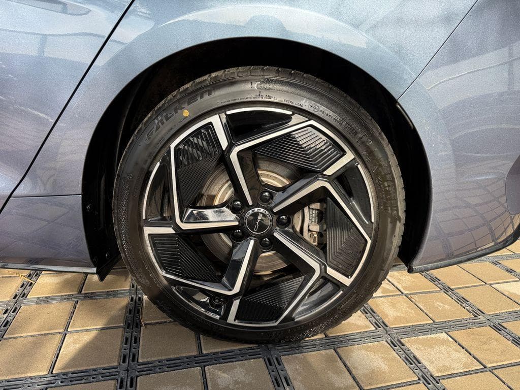 2024 BYD SEAL - 9