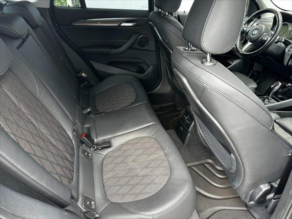 2021 BMW X1 - 14
