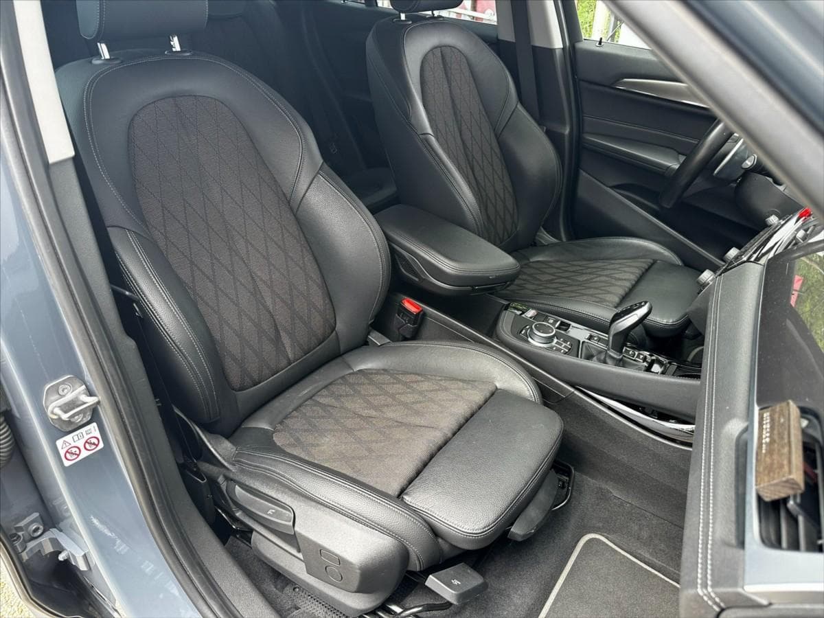 2021 BMW X1 - 13