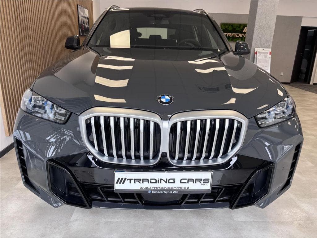 2025 BMW X5 - 2