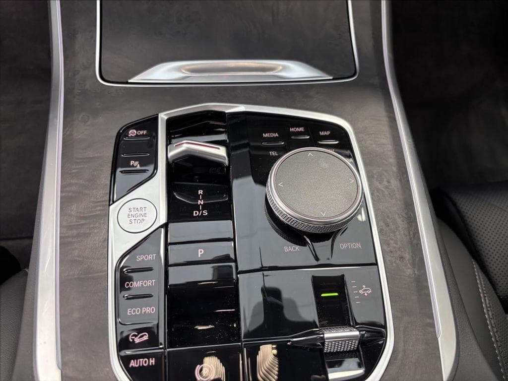2025 BMW X5 - 19