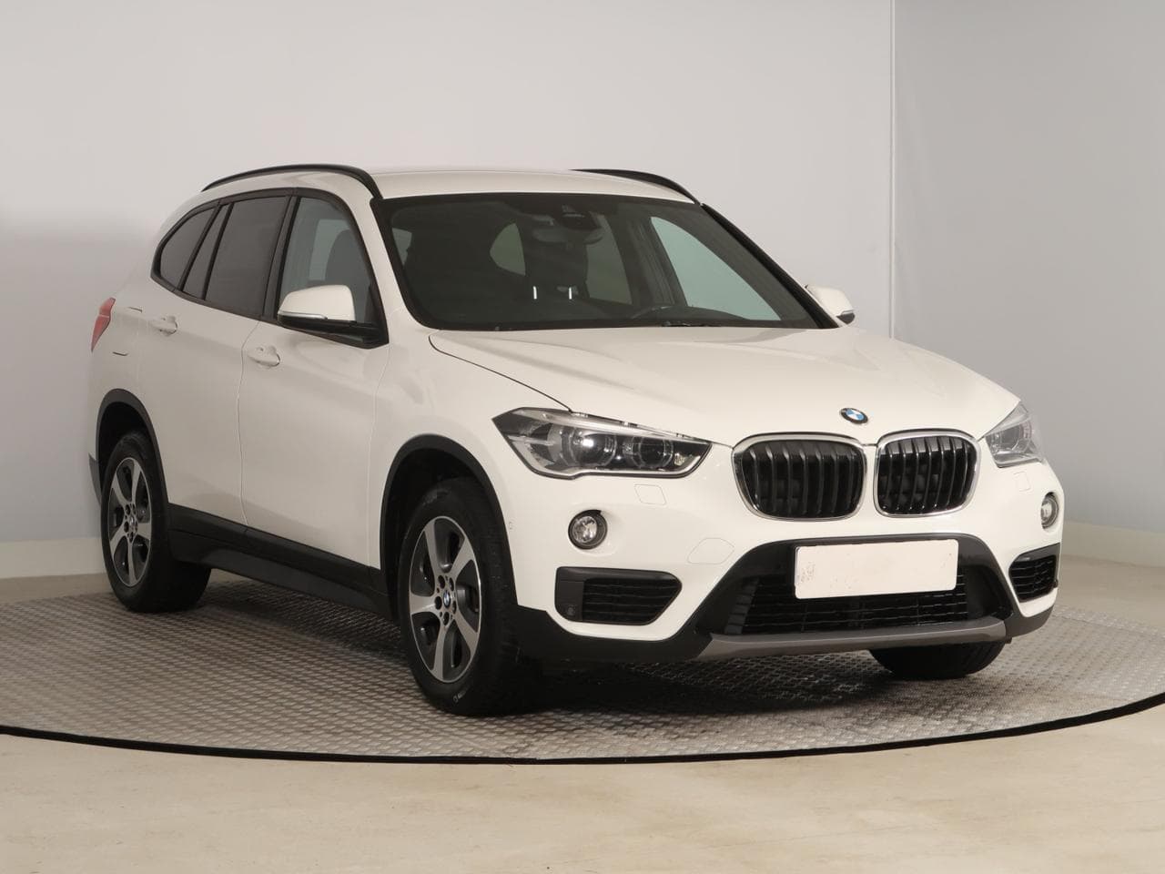BMW X1 sDrive18i 103kW SUV