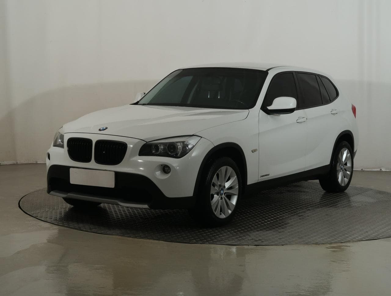 2010 BMW X1 - 3