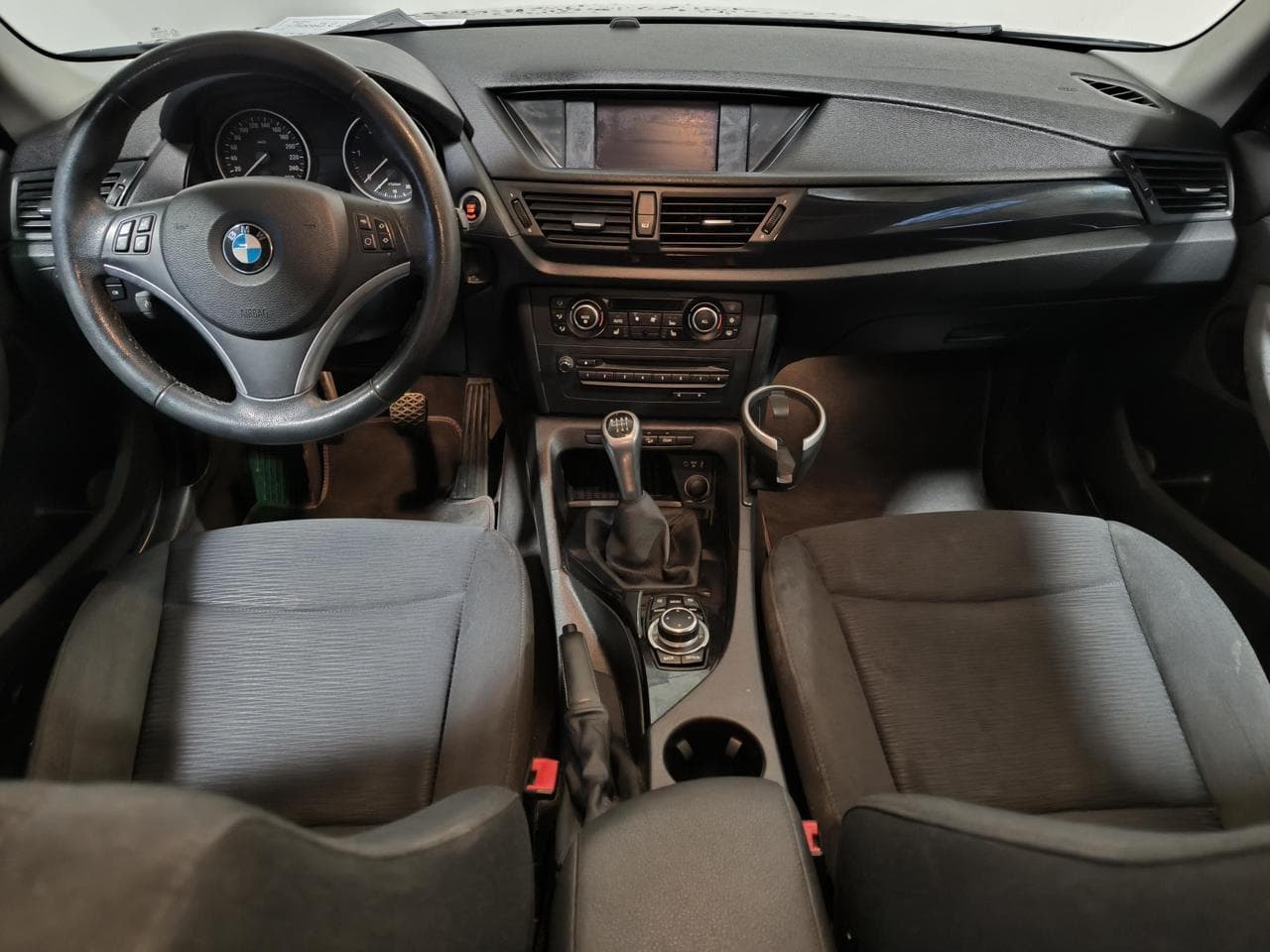 2010 BMW X1 - 8