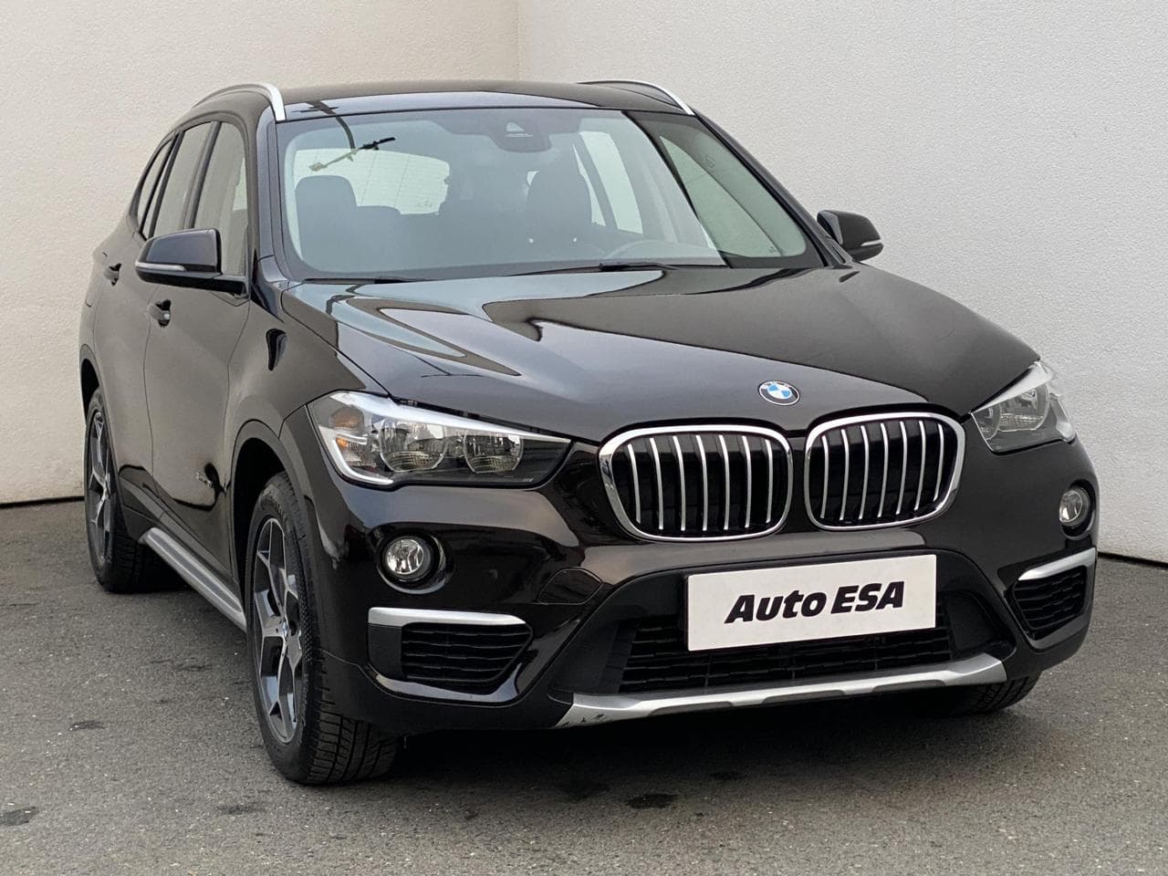 BMW X1 1.5i SUV