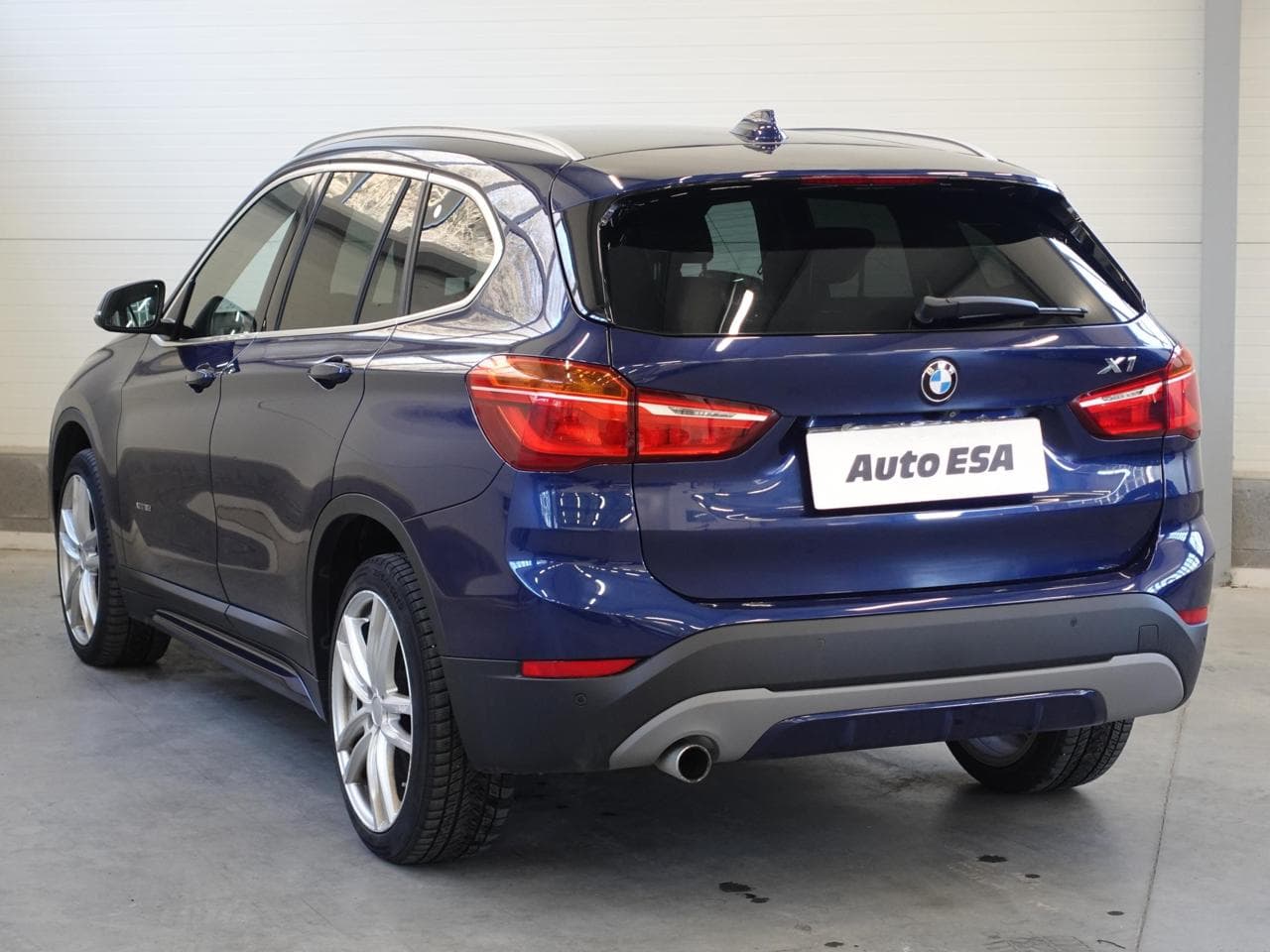 2017 BMW X1 - 6