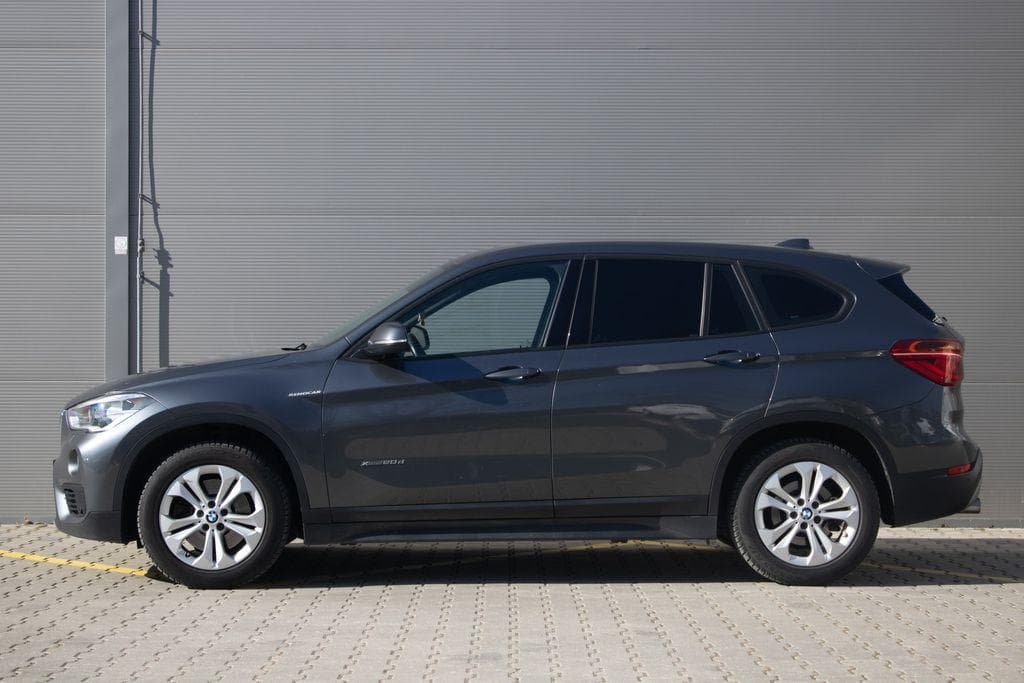 2016 BMW X1 - 8