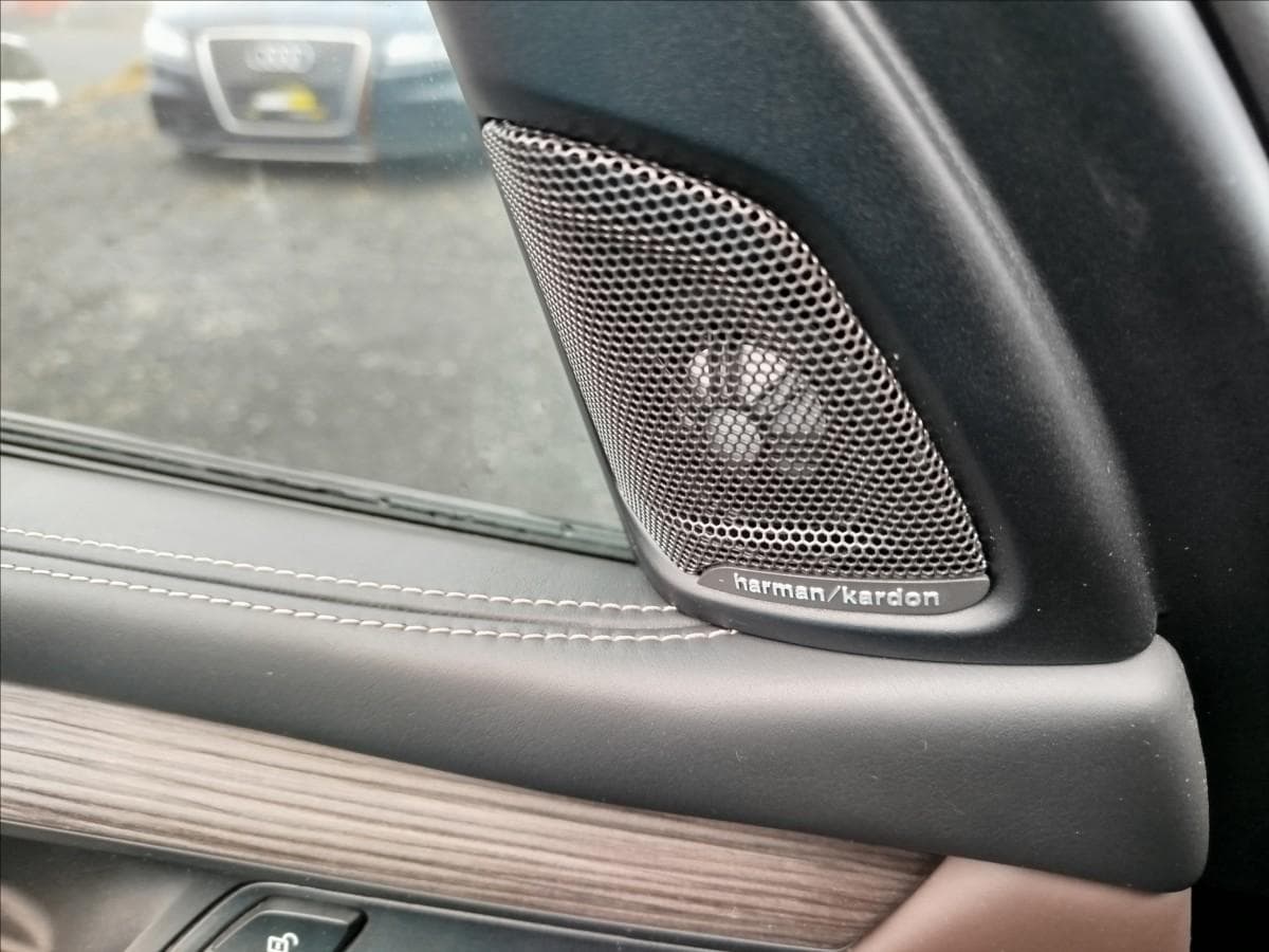 2016 BMW X5 - 12
