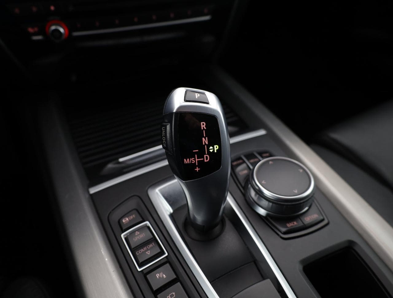 2016 BMW X5 - 17