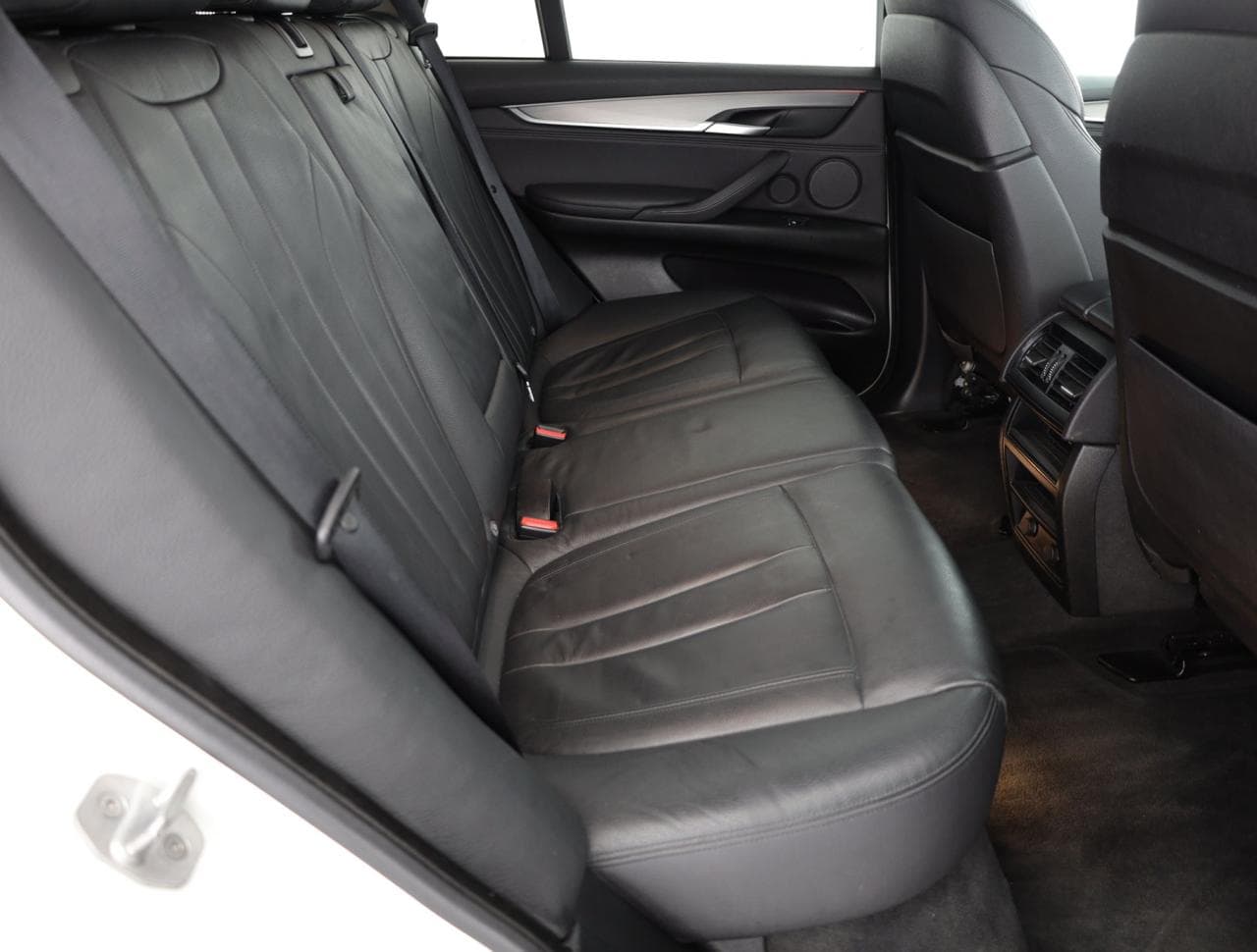 2016 BMW X5 - 11