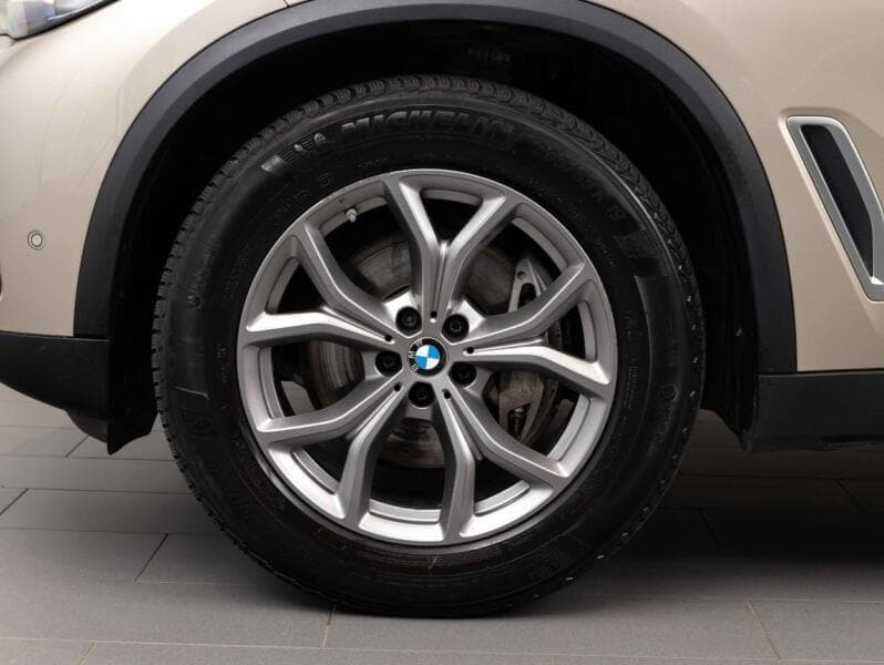 2019 BMW X5 - 6
