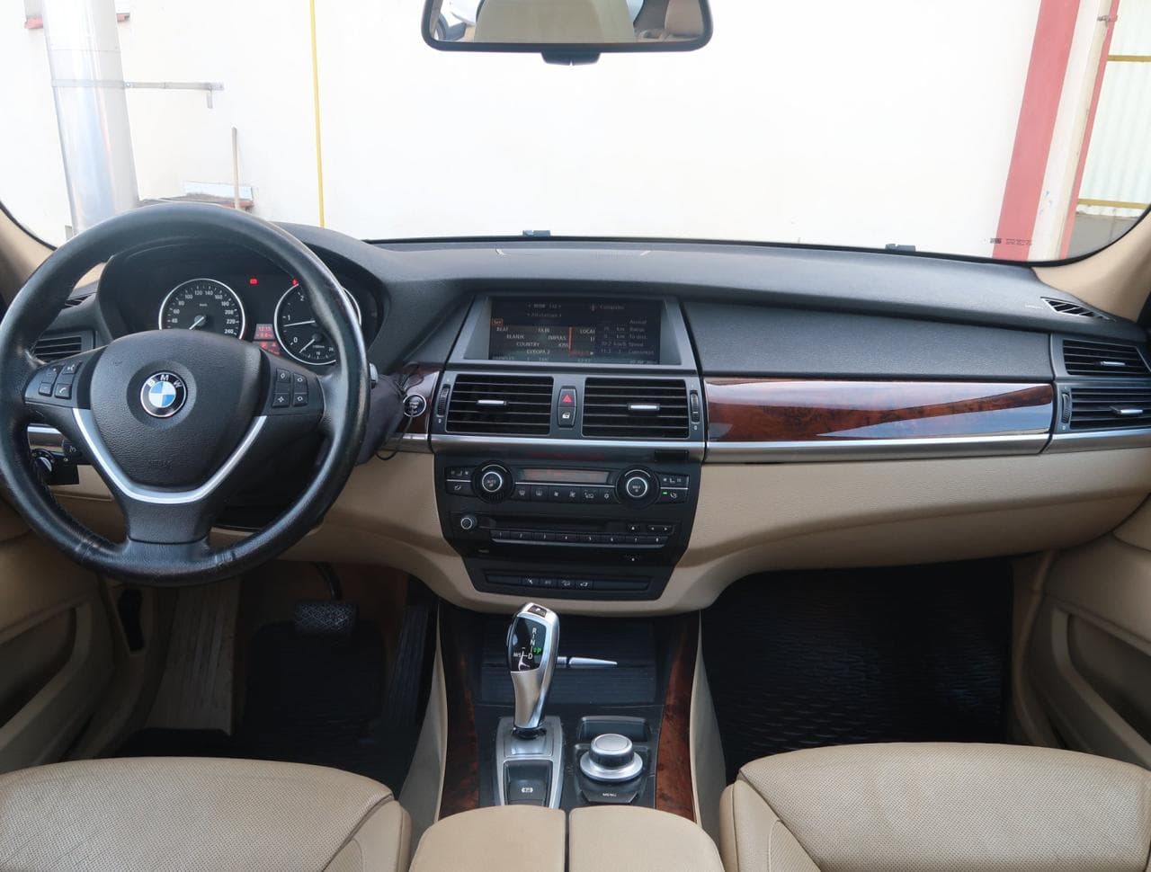 2009 BMW X5 - 10