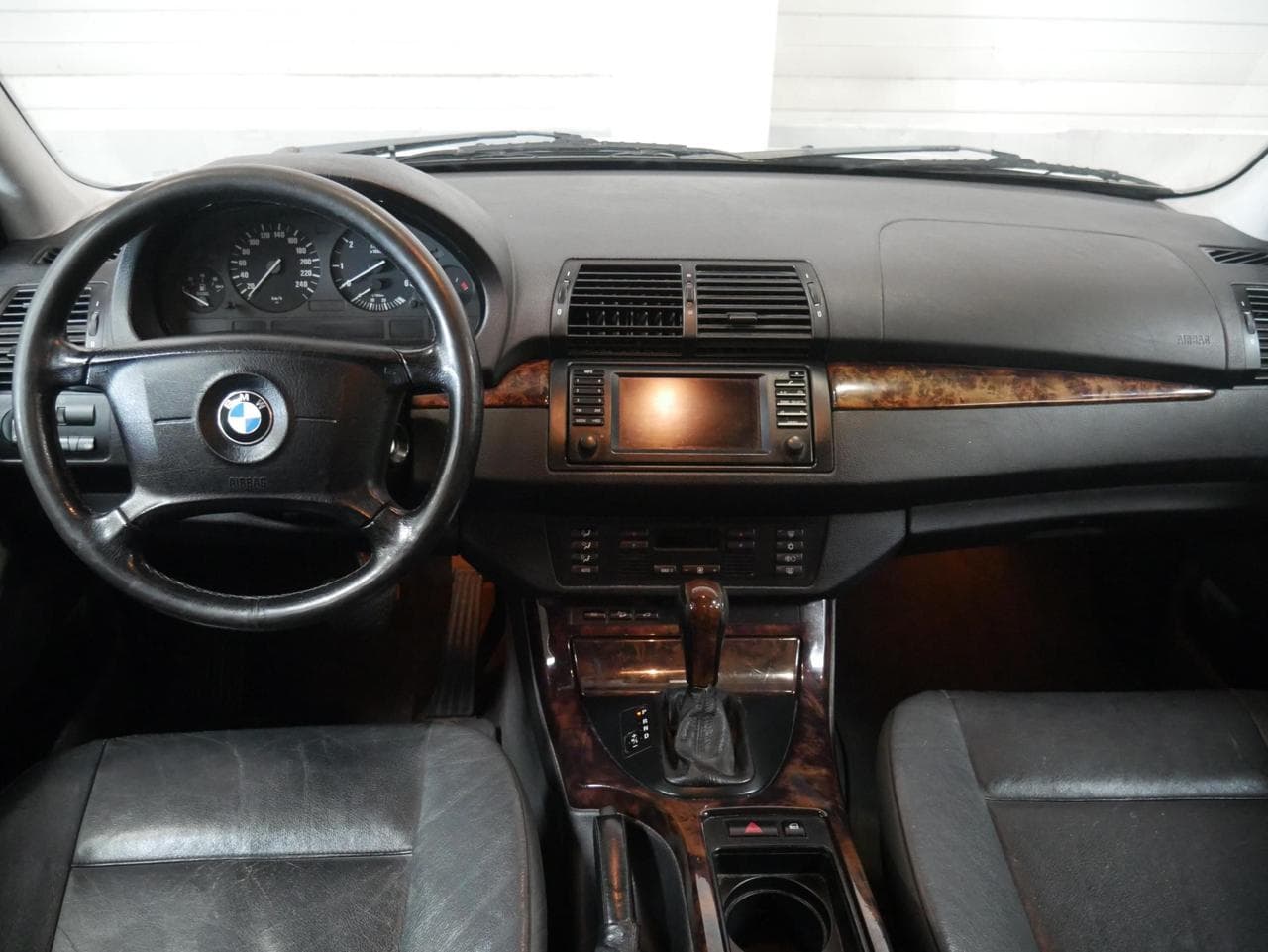 2001 BMW X5 - 8