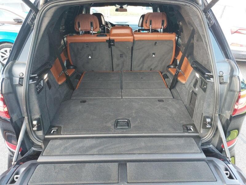 2019 BMW X7 - 6